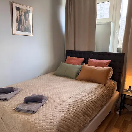 Ohmyhome-grzybowska Warszawa